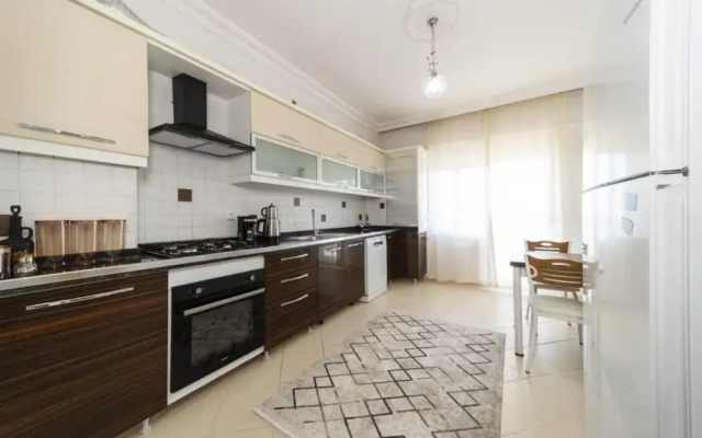 Flat With Sea View 5 Min to Beach in Antalya