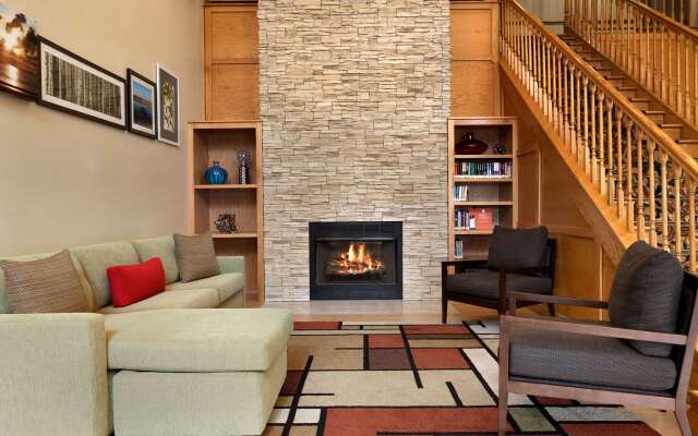 Country Inn & Suites by Radisson, Lexington, VA
