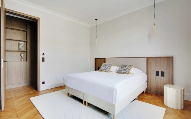 Luxury Apt With AC - 4bd/8p - Etoile/victor Hugo