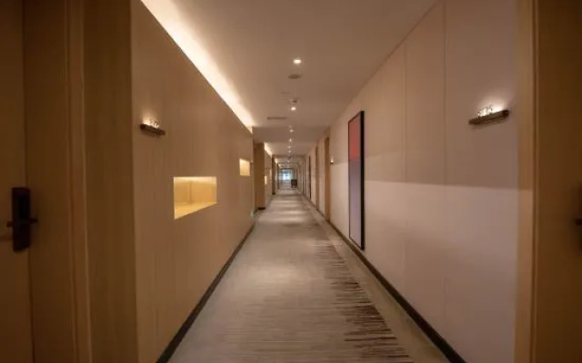 格雅轻居酒店(环球中心新会展店) – Hotel Rooms – Chengdu