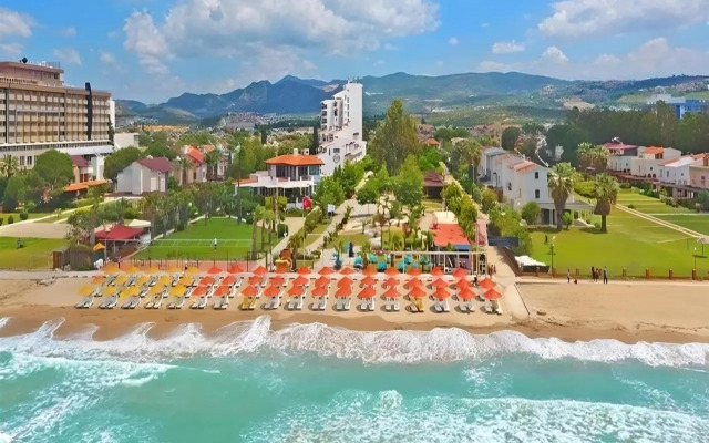Sentinus Beach Hotel