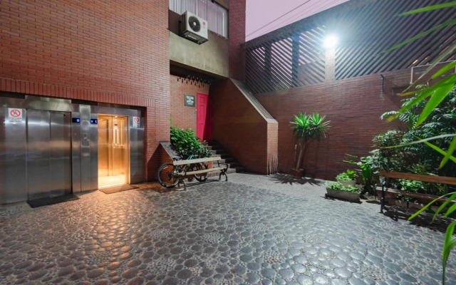 ALU Apartments - Miraflores f/Doubletree Hilton c/AC Wifi+60M