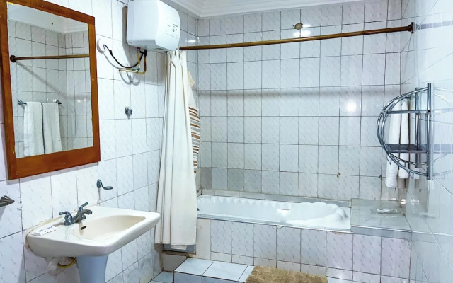 Golden Touch Executive Hotel