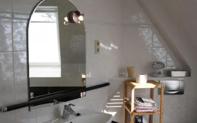 Neuendorf_ _Blick auf Vilm_ _Whg 0