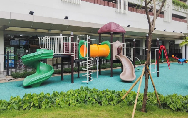 Nice And Elegant 1Br At The Kensington Royal Suites Apartment