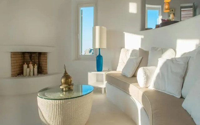 Elegant Villa With View