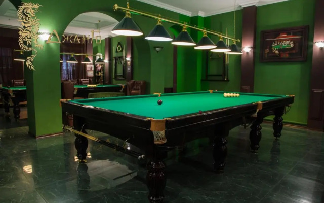 DzhanGo Hotel