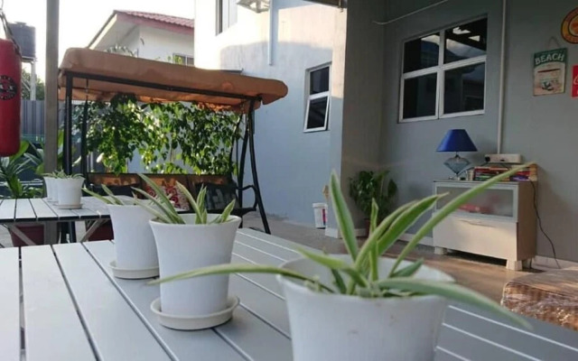 SPOT ON 90127 Semporna Dream Villas