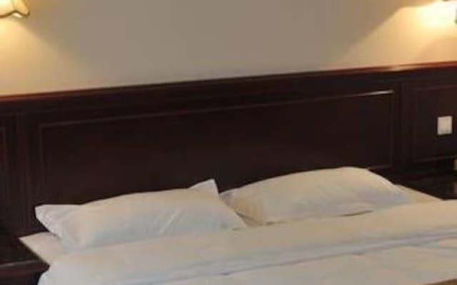 Topfort Hotel – Guest Rooms – Tongren