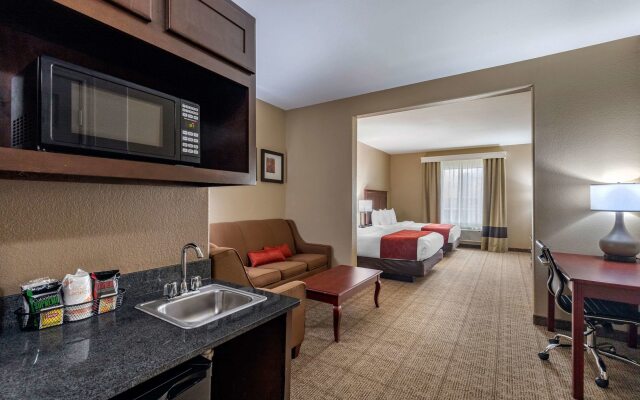 Comfort Suites Ennis