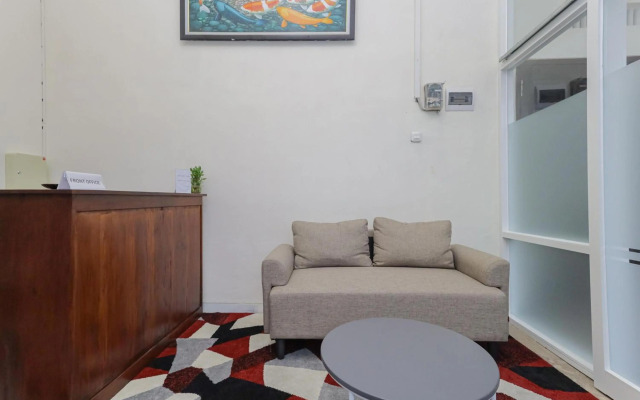 RedDoorz Syariah near Universitas Jember