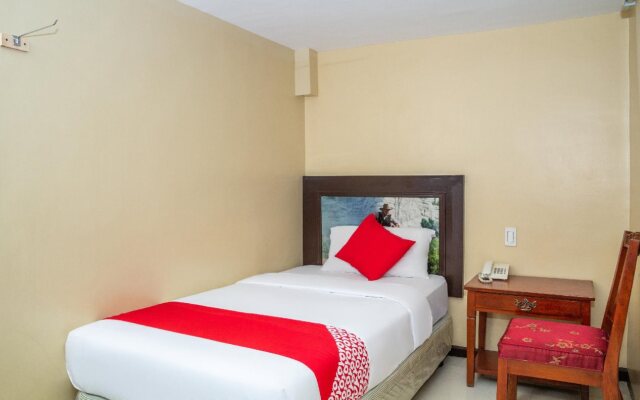 James Country Hotel 2 By OYO Rooms