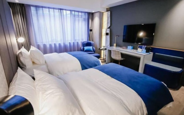 Lanou International Hotel, Hong Kong Middle Road, May Fourth Square, Qingdao