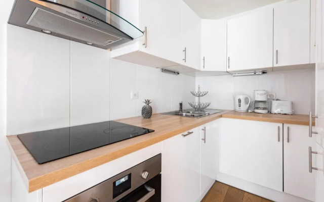Nice Flat 5 min walking from the sea