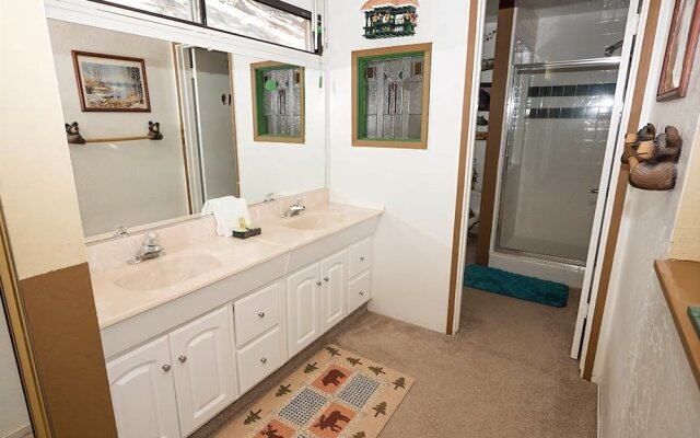 4221 Saddle Road by RedAwning