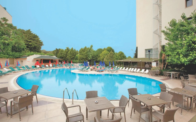 Marbel Hotel by Palm Wings