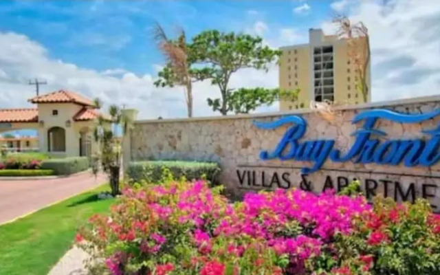 Charming 3-bed Apartment in Portmore With Pool