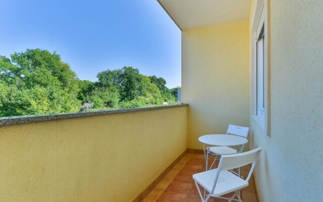 Simplistic Apartment in Medulin With Terrace