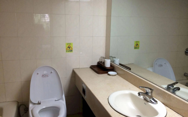 Pipaxi Hotel