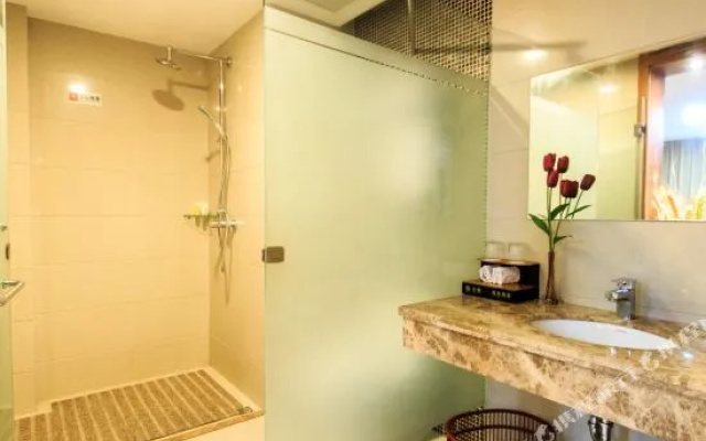 Yangjiang Fangyuan Business Hotel