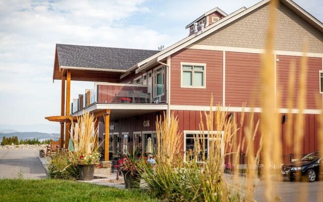 Hillcrest Farm Market B&B