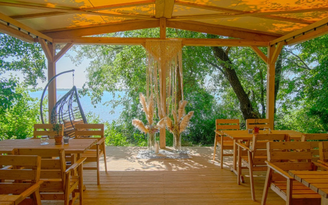 River Glamp (Ривер Глэмп)