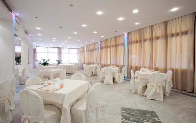 Hotel Ristorante Grappolo D'Oro