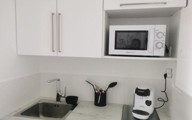 Suites JM - Les Pins Marines - Jacuzzi & Vue Mer