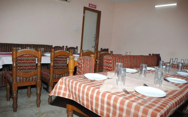 Hotel Pancharatna Paradise