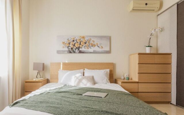 Nautilus Apartments Airport by Airstay