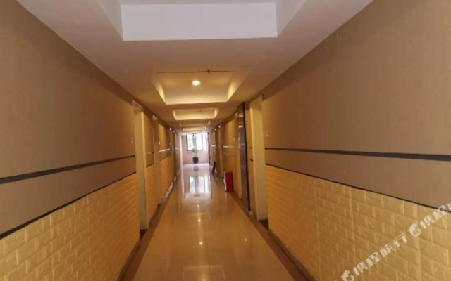 Huayue Apartment Hotel