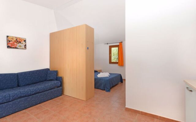 4 Mori, Residence (MUV100)