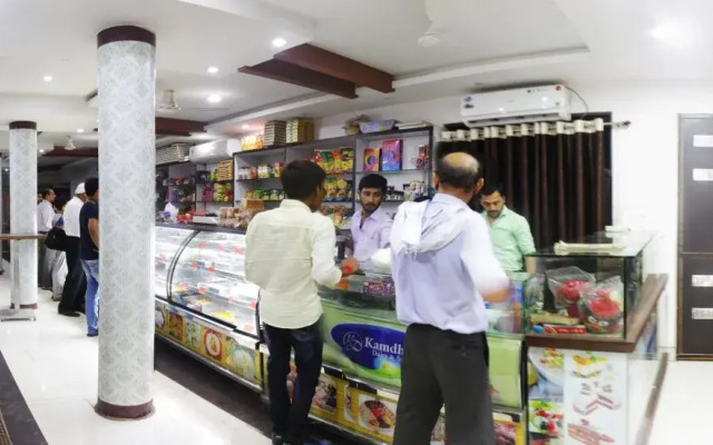 Hotel Aaditya by OYO Rooms