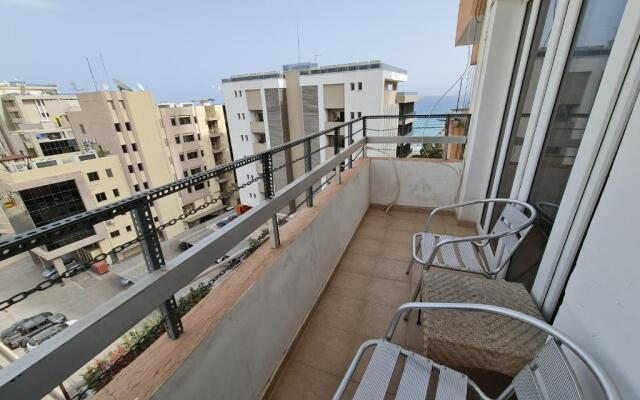 2Bd Sea View Flat