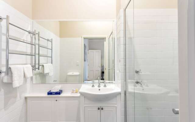 Grandview Accommodation - The Flaxley Apartments