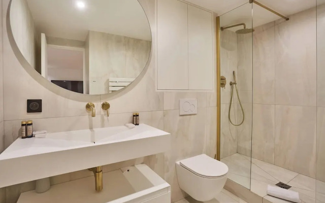 Superb Apartment Center of Paris by Studio Prestige