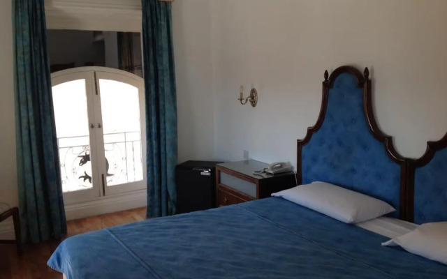 Hotel Castille