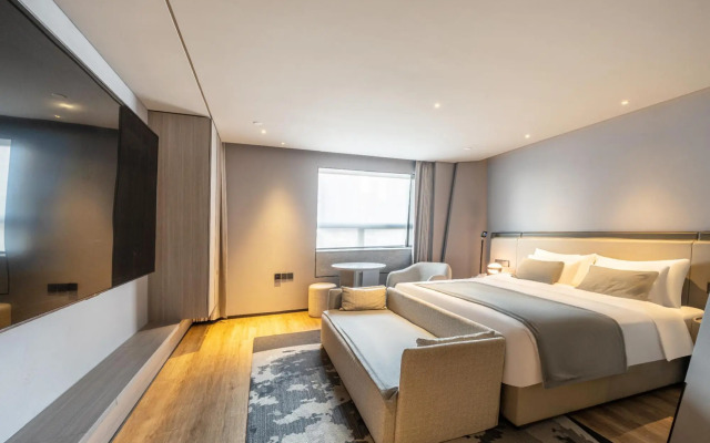 Beijing BoLLy Wood  Hotel (Guomao SKP Store)