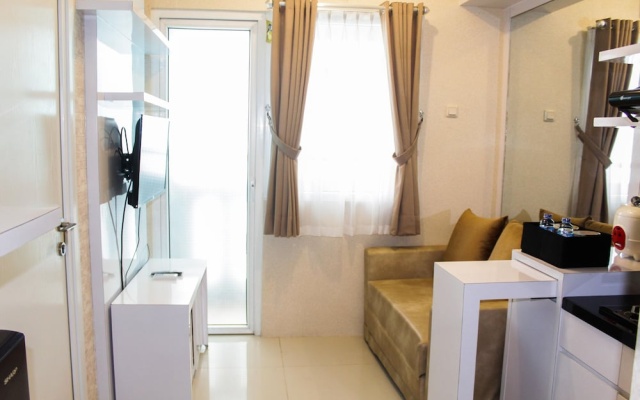 Minimalist and Homey 2BR Aparment at Green Pramuka near Mall – Guest Rooms – Jakarta