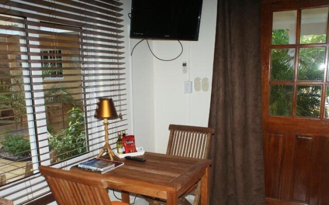 Brisas Studio Apartments - Adults Only