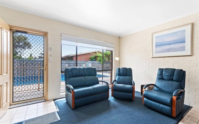 Allambi Holiday Apartments