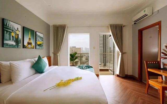 Happy Life Green Hotel