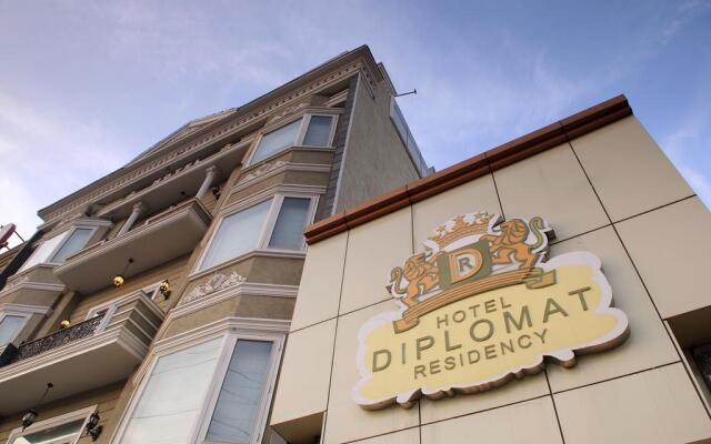 Hotel Diplomat Residency