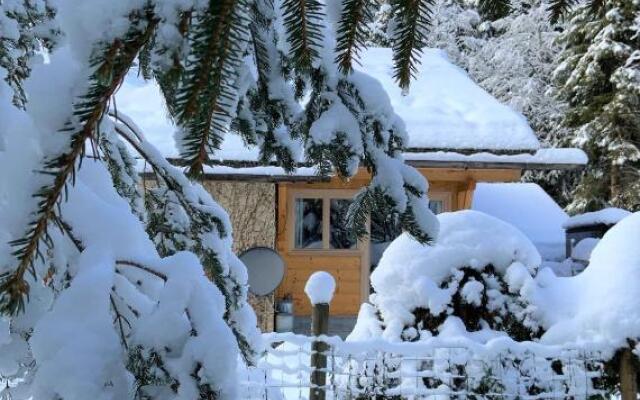 Chalet Cristal Trail