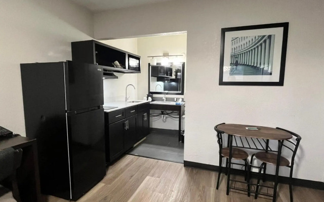 Motel 6 Charlotte, NC – Airport South