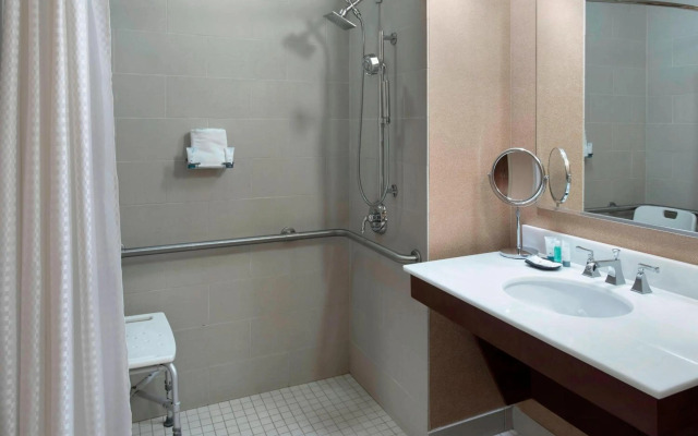 The Westin Chicago North Shore