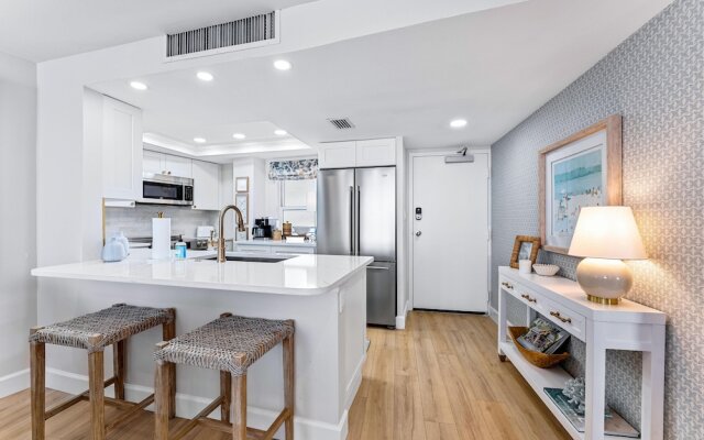 Crystal Sands - 803 by Beachside Management