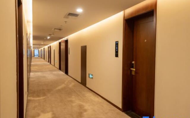 The Farrington Hotel - Building B