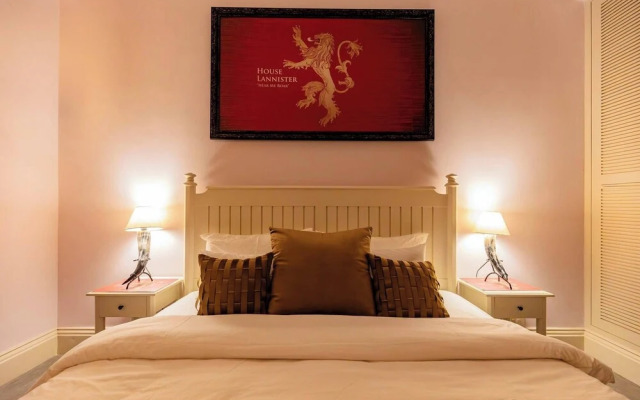 The Iron Throne A Bespoke Got' Theme Penthouse