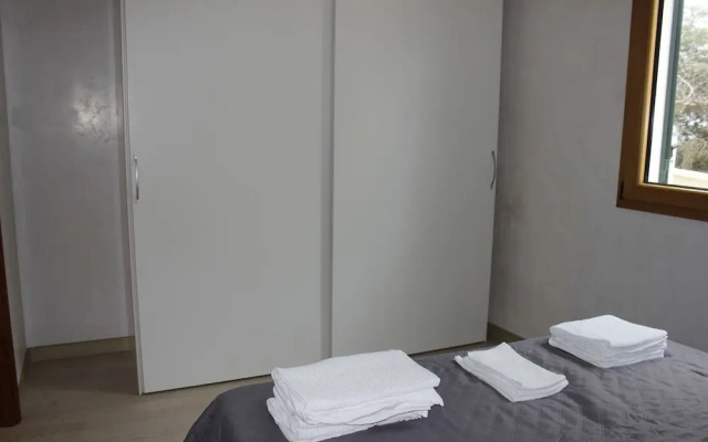 Palazzo De Donno App No04